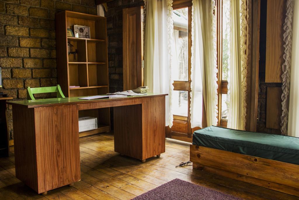 שילונג Ken And Twill Guest House מראה חיצוני תמונה