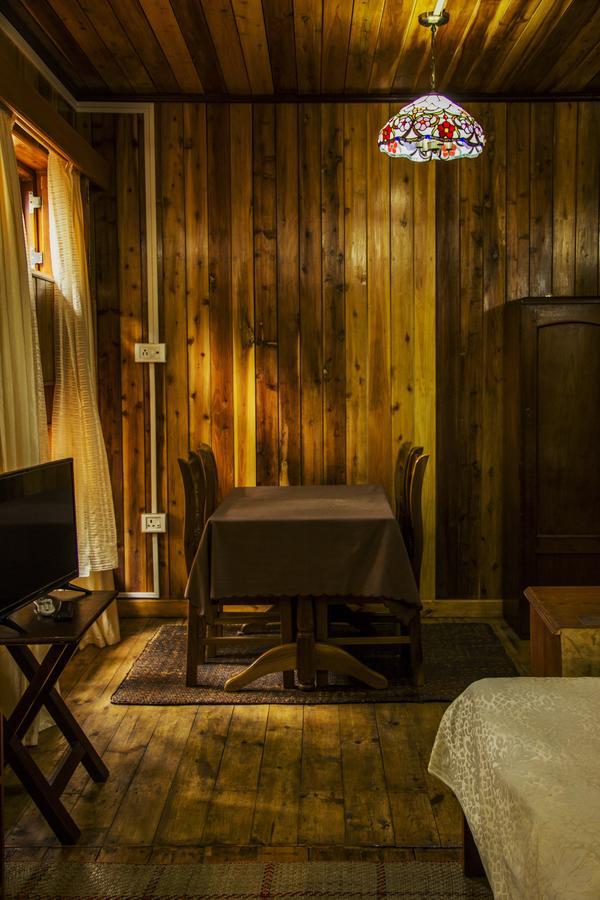 שילונג Ken And Twill Guest House מראה חיצוני תמונה